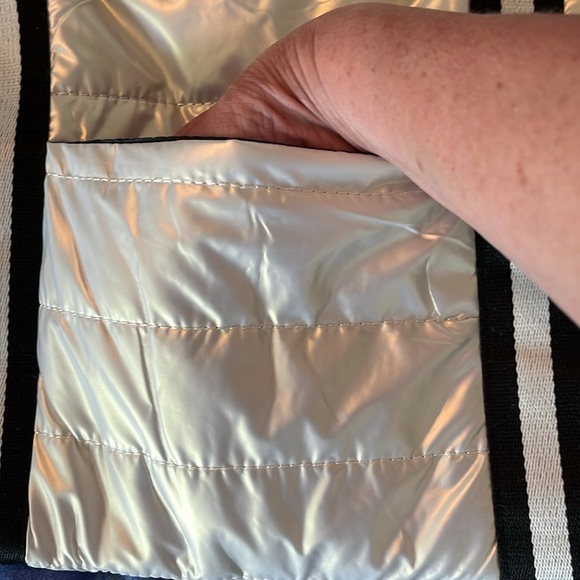 Boutique Silver And Blue Crossbody Tote Bag NWOT - Picture 2 of 5